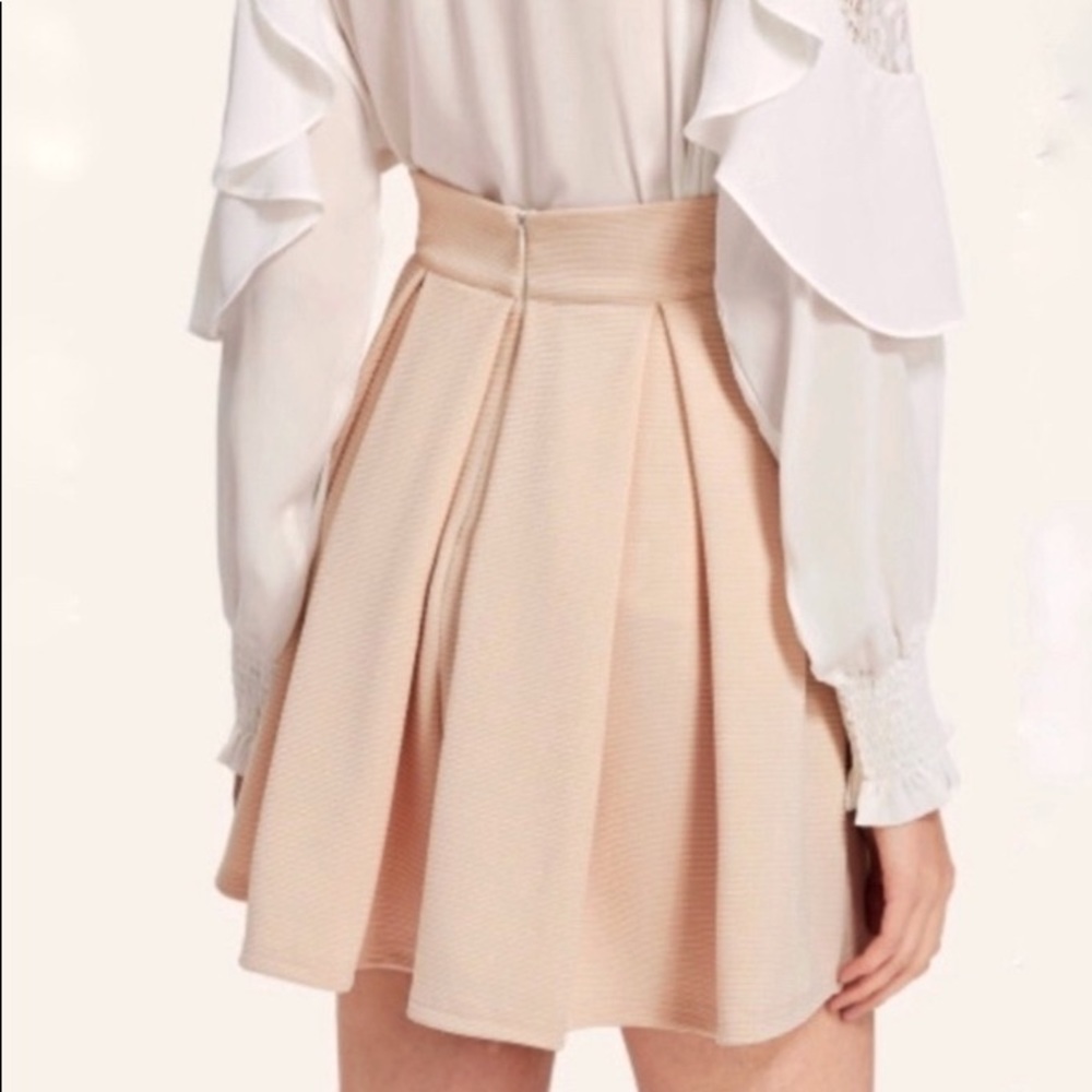 Pleated Skirt 🎀 - Picture 8 of 8